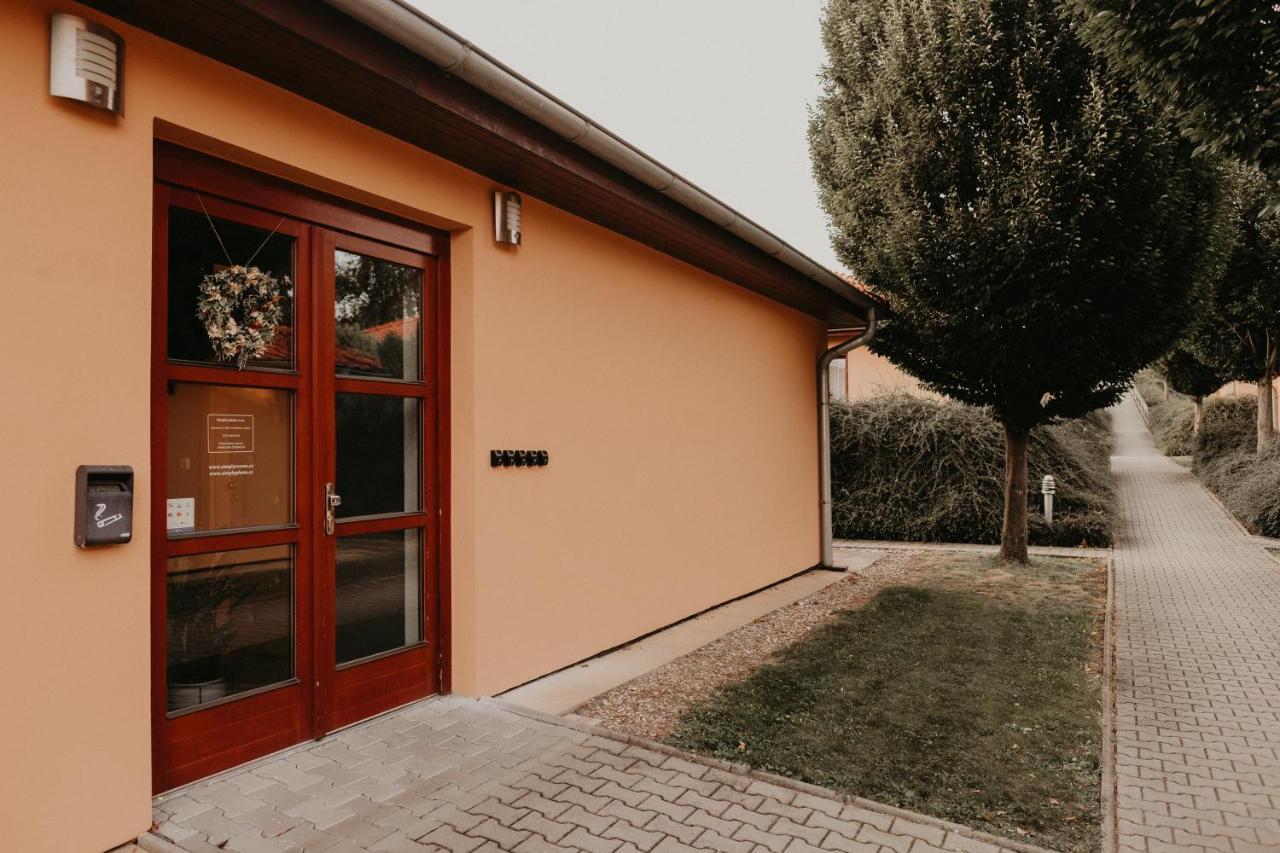 Simply Rooms Slavkov u Brna Exterior photo